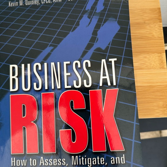 BUSINESS AT RISK: How to Assess, Mitigate, & Respond to Terrorist Threats. Book - Picture 3 of 16